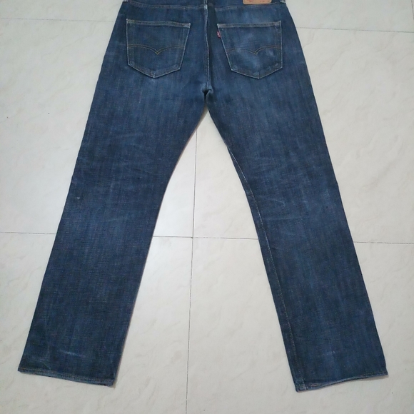 Original Levi's 501s straight fit jeans - Picture 4 of 7